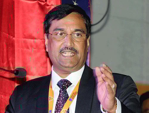 Two days after CBI arrested him for allegedly accepting bribe of Rs 50 lakh to enhance the credit limit of some companies, the government today suspended Syndicate Bank Chairman and Managing Director S K Jain. DH file photo