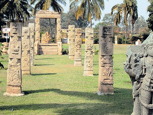 proud heritage Attractive sculptures exhibited outside the Archaeological  Museum in Kamalapura. PHOTO BY AUTHOR