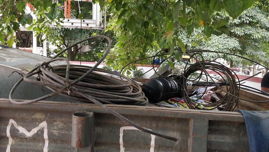 According to the Cellular Operators Association of India, the BBMP's arbitrary OFC cutting practice was hampering telecom operation and revenues generation of both operators and infrastructure service providers. File photo