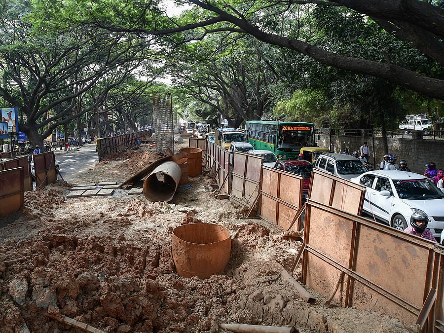 The BBMP requires 16.52 acres of defence land for various civic projects. DH FILE PHOTO