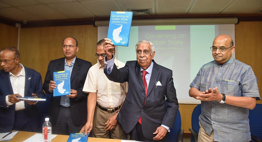 Justice M N Venkatachaliah, former Chief Justice of India, releases former chief secretary A Ravindra's book 'Governing an Indian State Karnataka in focus’ in Bengaluru on Wednesday. T M Vijay Bhaskar, Chief Secretary, S S Meenakshi Sundaram, former secretary, Government of India, and Sandeep Shastry, Pro-Vice-Chancellor, Jain University, are seen. DH PHOTO/S K DINESH