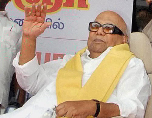 After DMK Chief Karunanidhi, who had issued an open invitation to both CPI and CPI(M) on Thursday night to join the DMK-led coalition, it is the turn of Dravidar Kazhagam leader K Veeramani to welcome it. PTI File Photo