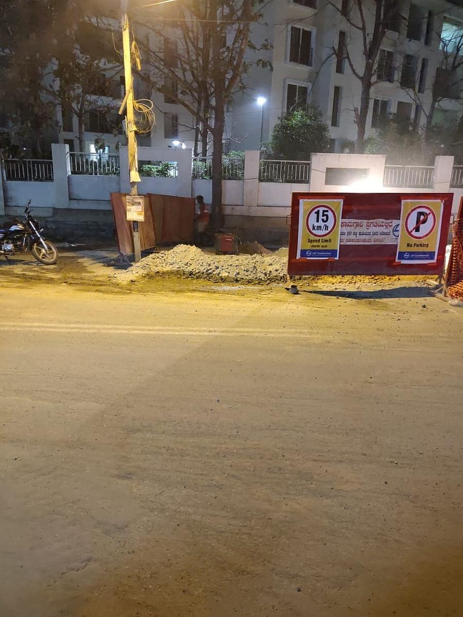 Although the residents are awaiting the facility of Cauvery water to their respective houses in Bommanahalli zone, they are fuming over the delay in finishing the pipeline work by BWSSB for the same. SPECIAL ARRANGEMENT