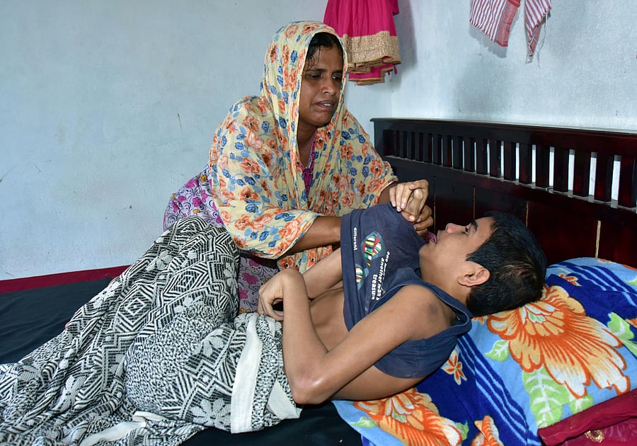 The epicenter of the 6.9-magnitude quake was near the Pacific coast, 84 km south of Coalcoman in the western state of Michoacan.