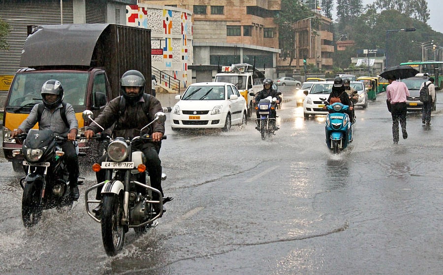 Rainwater logging Cubbon road after heavy rainfall in Bengaluru on Tuesday. Photo By Liz Mathews
