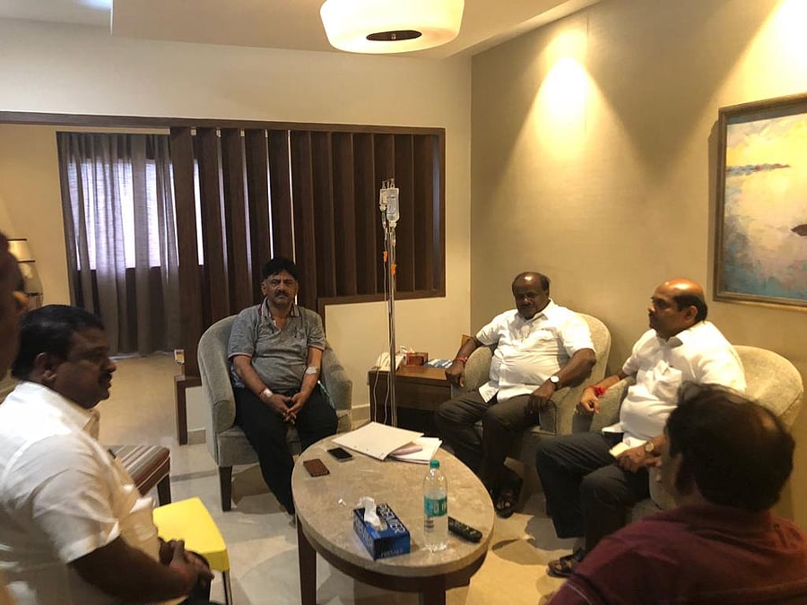 Chief Minister H D Kumaraswamy visits Water Resources Minister D K Shivakumar at the hospital to enquire about his health. He was accompanied by Cooperation Minister Bandeppa Kashempur and JD(S) MLA C N Balakrishna.