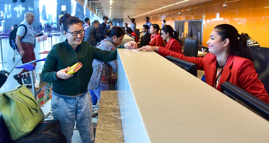 The Bengaluru international airport has clocked around 33 per cent growth in passenger traffic in the June quarter at over eight million, the airport operator said on Monday. (DH file photo)