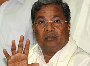 I'm neither backward nor scared: Siddaramaiah