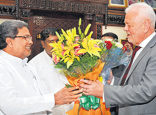Chief Minister Siddaramaiah has been invited to visit Sweden to study its waste disposal technology to generate power. DH photo