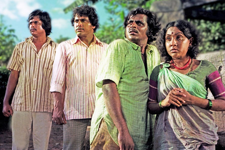 Ambareesh in ‘Paduvarahalli Pandavaru’.