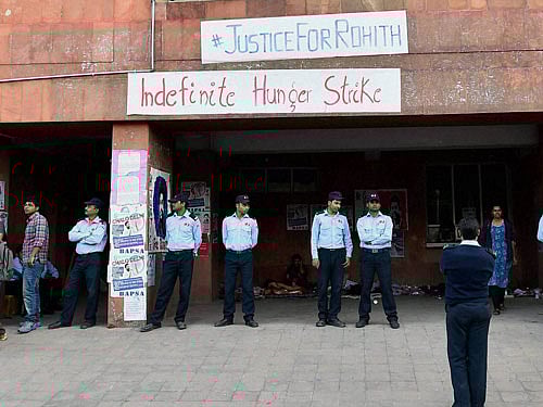 Security personnel deployed outside the meeting room stopped JNU Students' Union secretary general and a member of the academic council Rama Naga from entering the room. Rama Naga, who is a member of the academic council, had brought along with him a packet of fruits and a bouquet for the vice-chancellor. PTI file photo