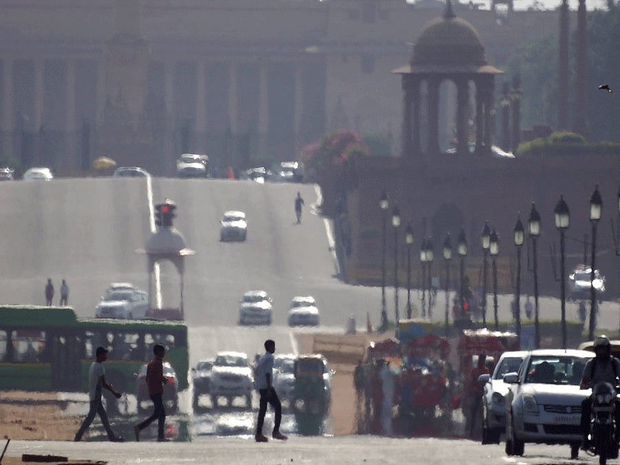 The report warned that over 80 per cent of the world's city dwellers breathe poor quality air. PTI File Photo.