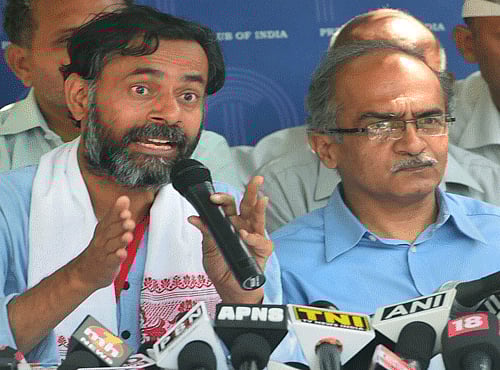 Yadav, Bhushan now sacked as AAP spokespersons