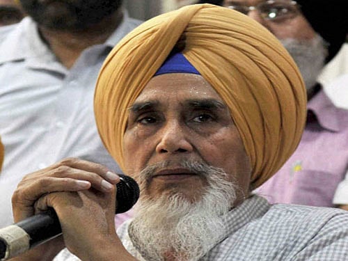 Aam Aadmi Party leader Sucha Singh Chhotepur addressing the media at Chandigarh press club on Friday.PTI Photo