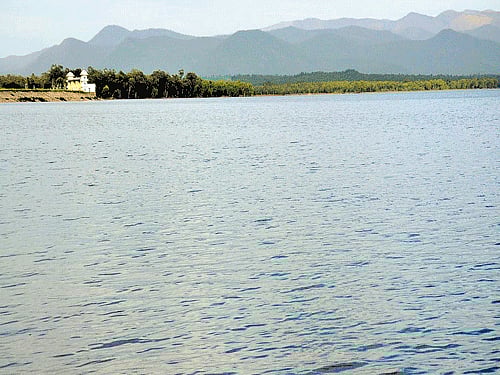 A brimming Suvarnavathi reservoir which is close to the maximum level of 55 feet. DH&#8200;PHOTO