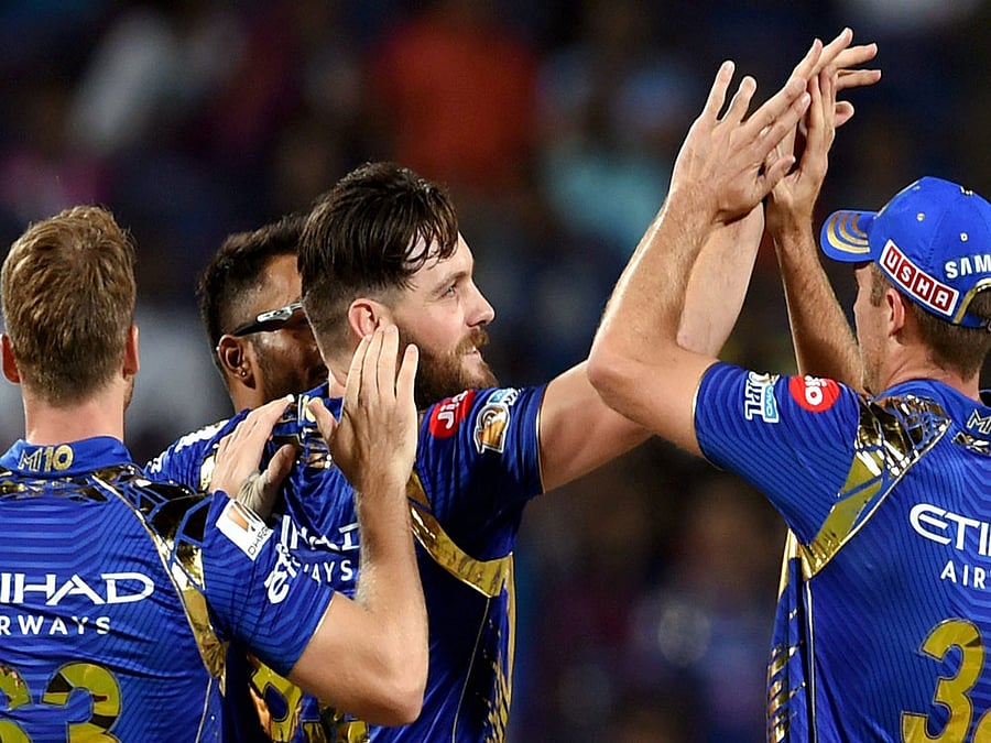 Mumbai under pressure against KKR