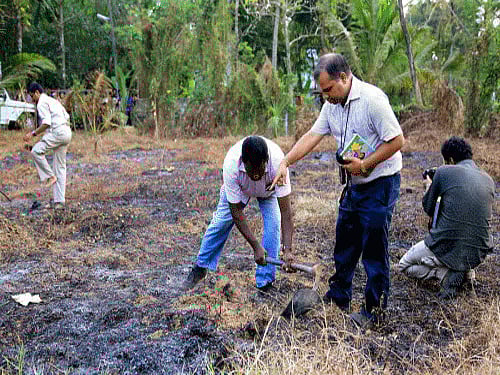 A prelimnary examination by scientists has revealed that the 'fireball', which streaked across the Kerala sky triggering panic in several disitricts a day ago, could be a meteor. PTI photo