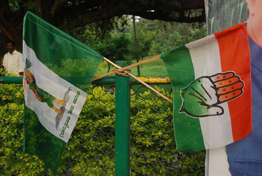 The Lok Sabha election schedule has unsettled the coalition partners in Karnataka, who were hoping for the completion of the poll process in a single phase. DH file photo