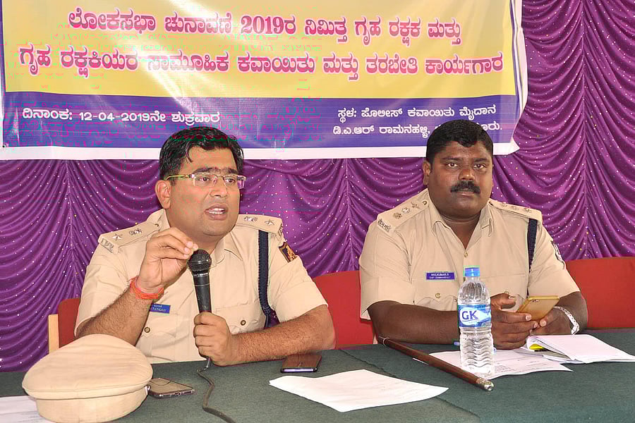 but it will have a minimum range of 143 km on a single charge.