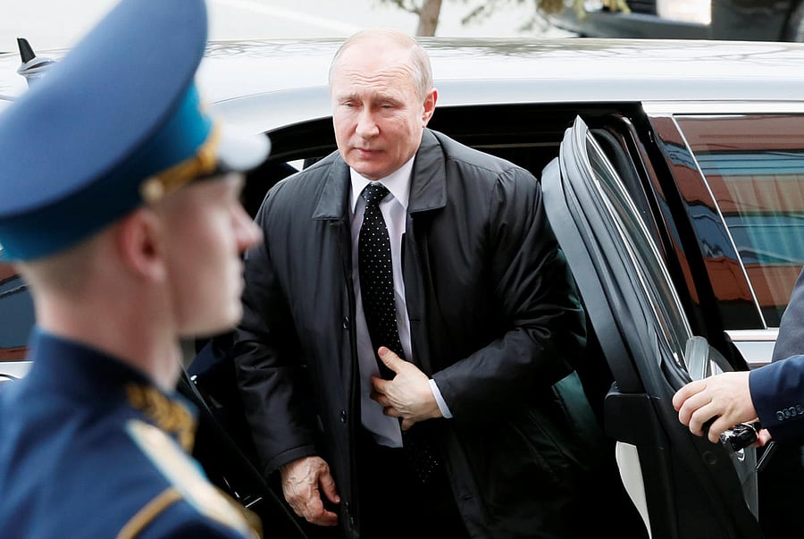 Russia's President Vladimir Putin arrives to meet with North Korea leader Kim Jong Un at the Far Eastern Federal University campus at Russky Island in the far eastern city of Vladivostok, Russia April 25, 2019. (REUTERS)