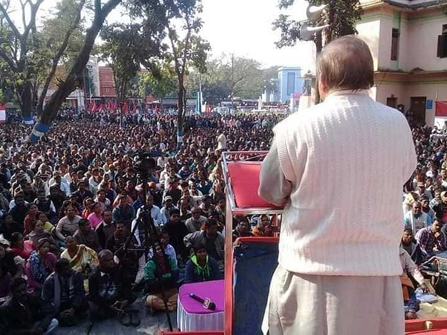 Tagged as #PeoplesBrigade in the Facebook post, the party leaders urged the workers to send photos of posters, graphics and campaign programs in their locality through WhatsApp, Facebook or Twitter. (Image courtesy Twitter)