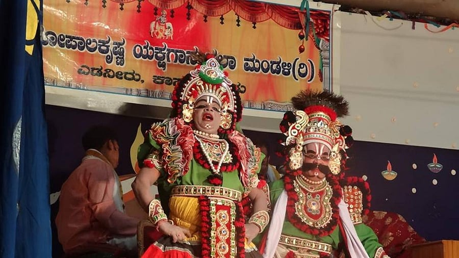 A scene of Yakshagana presented by Edaneeru Gopalakrishna Yakshagana Kala Mandali.