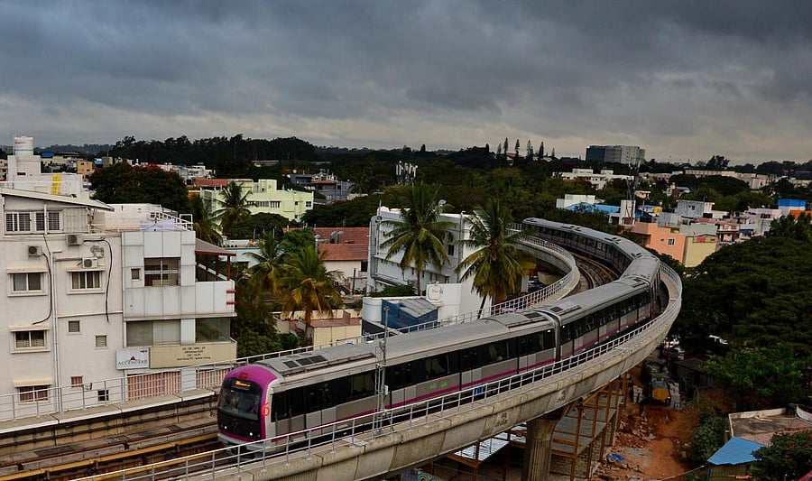 6 Coaches Metro Train passing through Indiranagar.