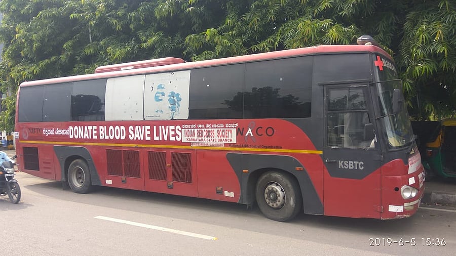 Army, Navy, NDRF and SDRF teams are continuously searching for the missing persons. Swipe up to read...