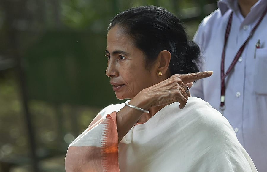 She slammed the Centre for issuing an advisory to the state government following political violence and loss of lives at Sandeskhali in South 24 Parganas district.