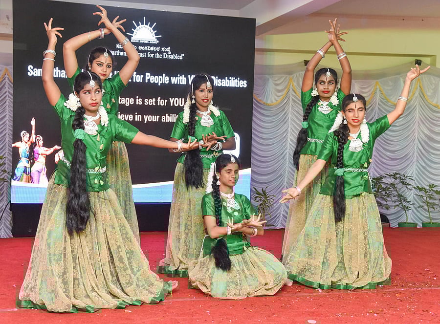 Artistes with an interest in performing arts (dance, vocals, instrumental and painting) showcased their talent at the contest organised by Samarthanam Trust for the Disabled.
