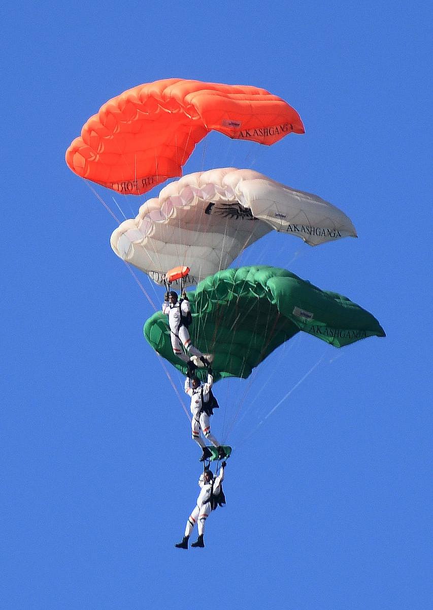 Members of Indian Air Force sky diving team 'Akash Ganga' perform during the combined graduation parade at the Indian Air Force Academy (IAF) in Hyderabad on June 15, 2019. AFP)