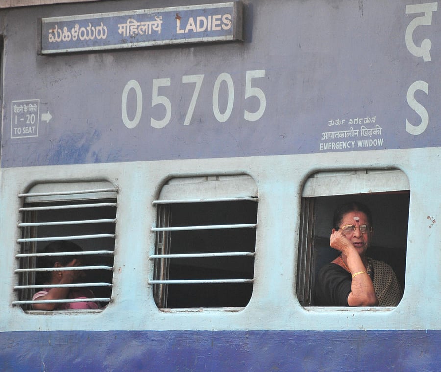 Ladies Coach