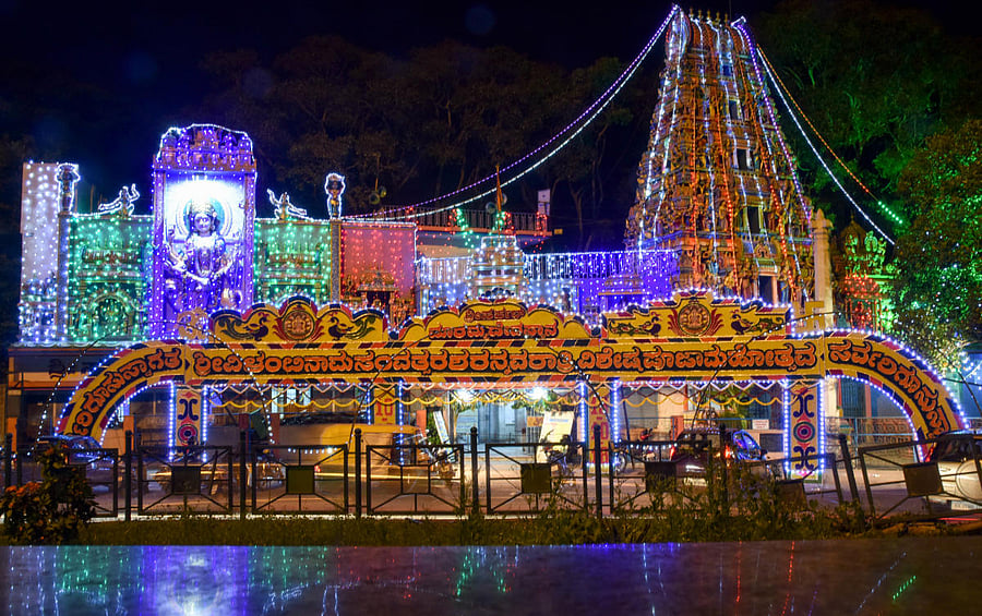 The city has close to 7-8 lakh people from eastern states along with others who take part in Durga Pooja festivities