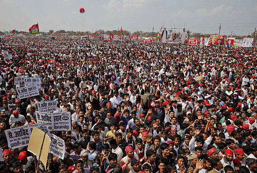 Criminals and moneybags account for a large chunk of the candidates fielded by the top five mainstream parties in the Oct 15 Maharashtra assembly elections, a survey by watchdog bodies has said. PTI file photo