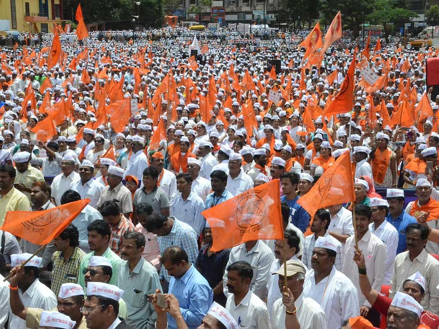 In Karnakata, in the run-up to the Assembly polls, the Congress-government had given religion status to the Lingayat community. (DH File Photo)