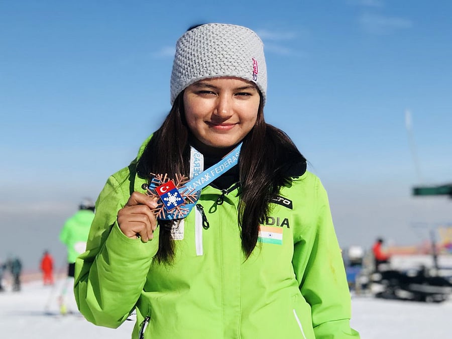 Aanchal Thakur, image courtesy Twitter