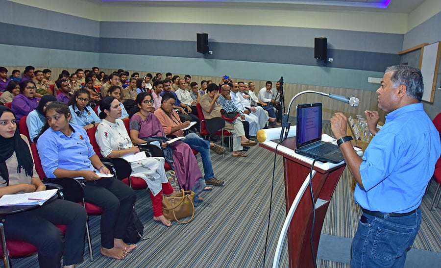 Dr Joachim Andrade, professor of Pontifical Catholic University, Brazil, speaks during a panel discussion on ‘Mahatma Gandhi and the Differential Responses to Religious Belonging in India’ held at St Aloysius College in Mangaluru.