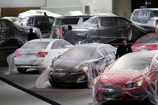 The auto industry has been increasingly demanding stimulus, along with the reduction in the tax rates.