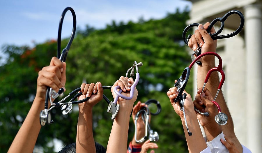 The court dismissed a writ petition filed by Association of Medical Super Speciality Aspirants and Residents and others, challenging the validity of such bonds in super-speciality courses. DH File Photo