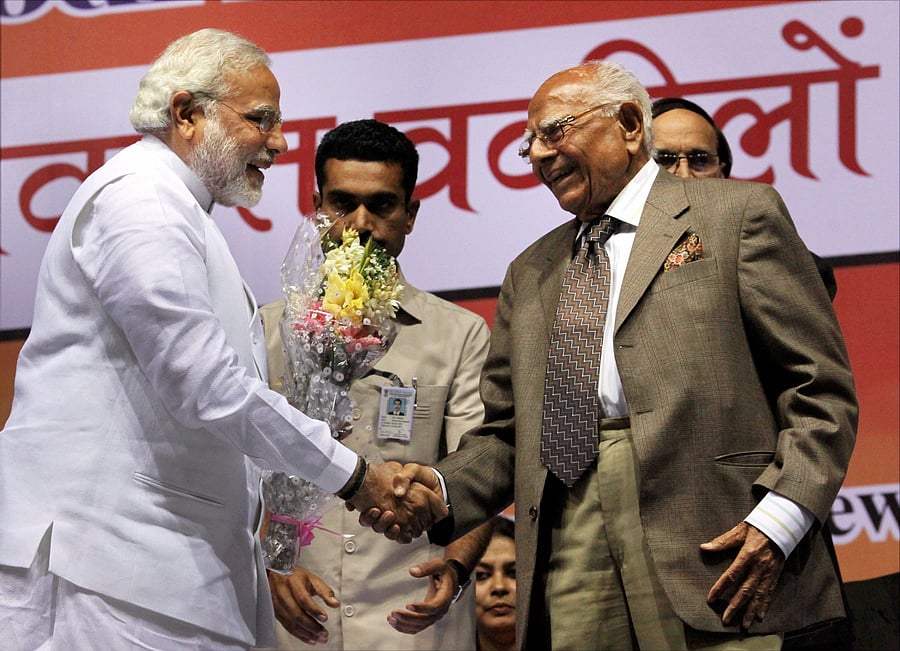 Gujarat Chief Minister Narendra Modi with Ram Jethmalani at a meeting with lawyers in New Delhi. Jethmalani passed away at his home in Delhi on Sunday, Sep 08, 2019. (PTI Photo)