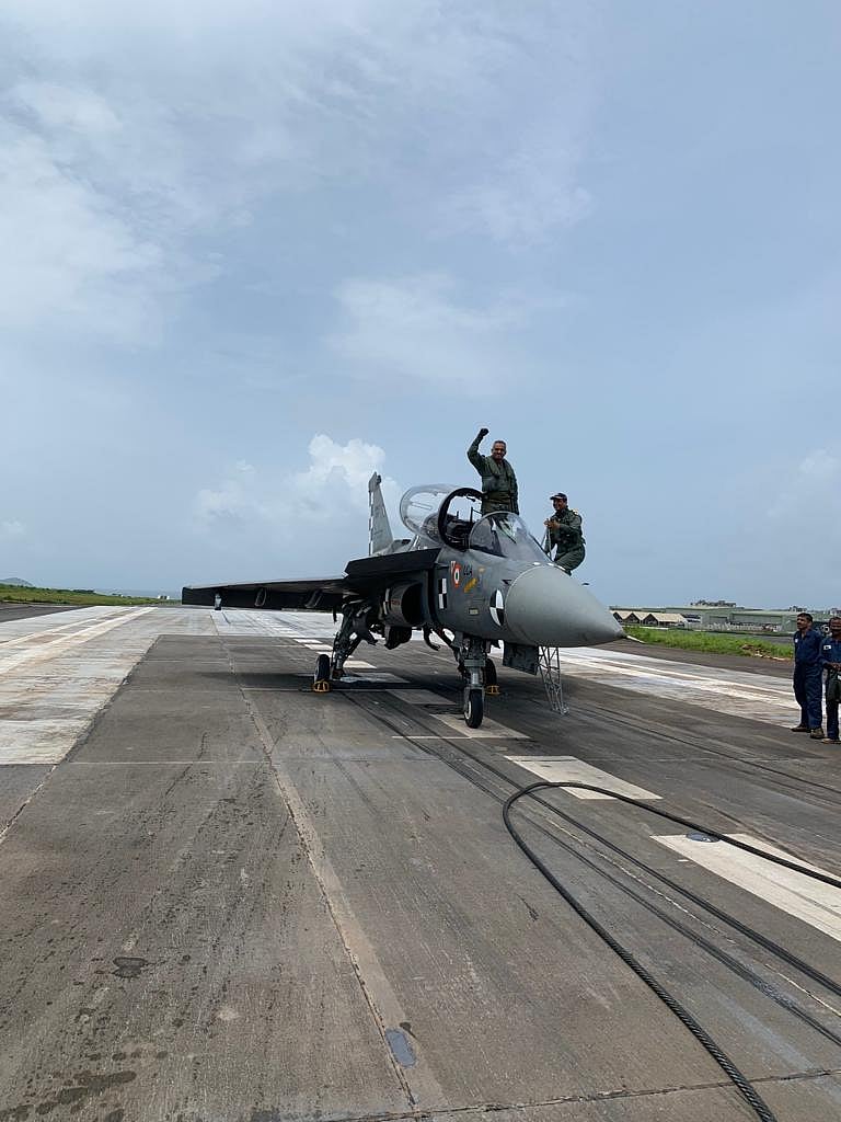 This landmark event has demonstrated the synergy between various agencies including ADA, HAL, CEMILAC and Indian Navy in harnessing the potential of our scientists, engineers, workmen and naval flight testing community towards meeting the expectations of the nation. (Navy spokesperson Twitter Image)