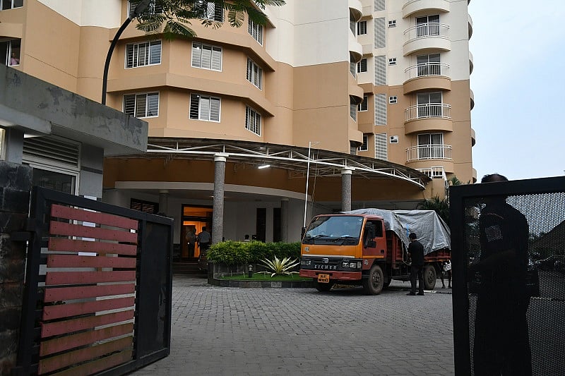The demolition process is expected to begin by October 11 and would take 90 days, while another 30 days would be required for clearing the debris. (DH Photo)