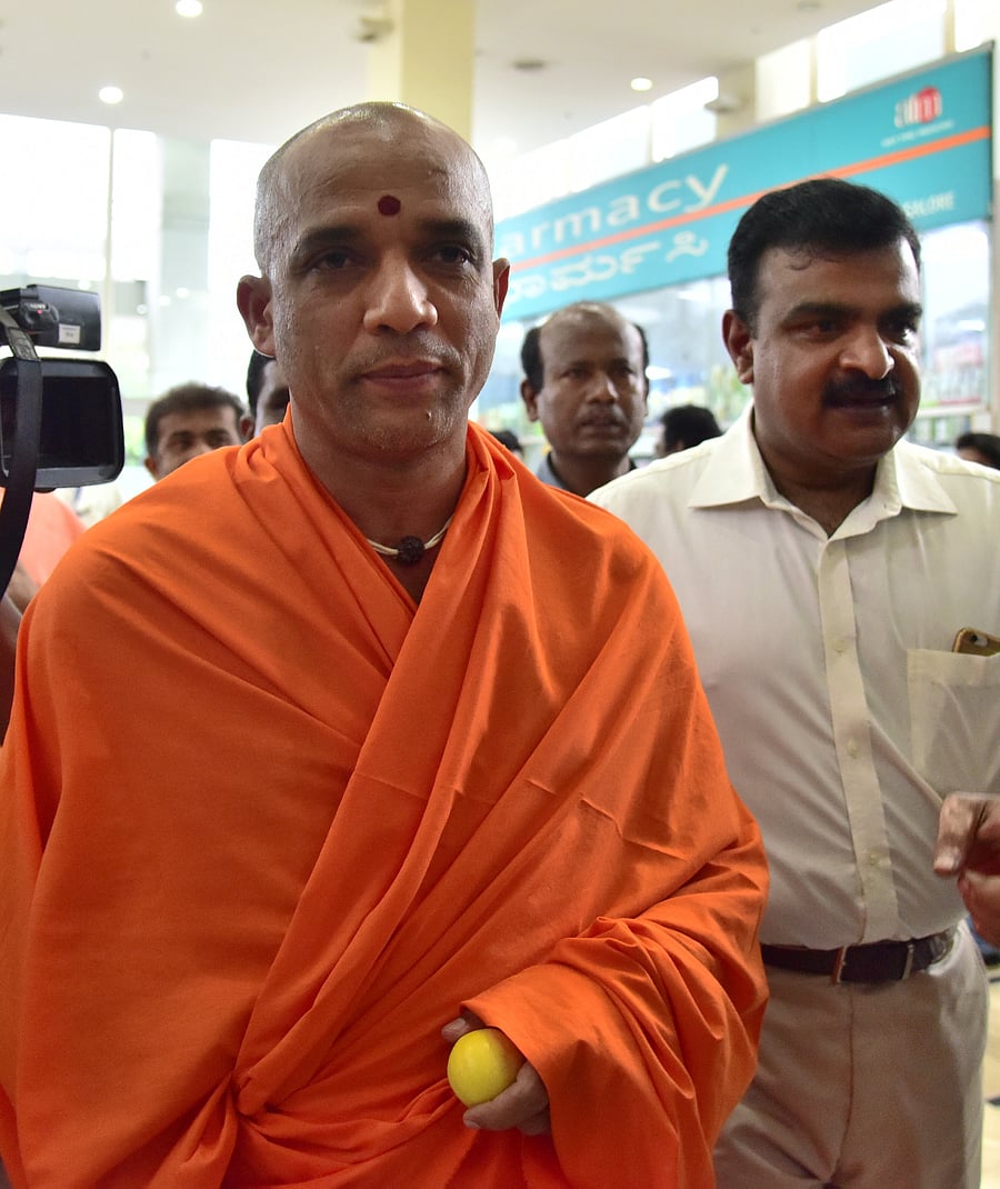 Seer Nirmalananda Swami