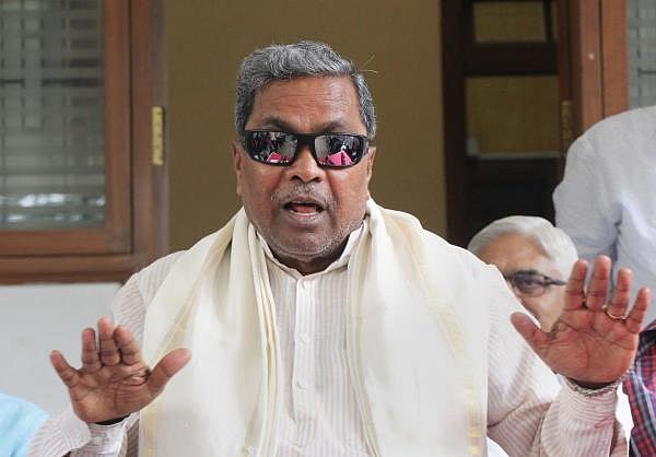  Former Karnataka chief minister Siddaramaiah addresses a press conference in Bengaluru. (Photo/PTI)