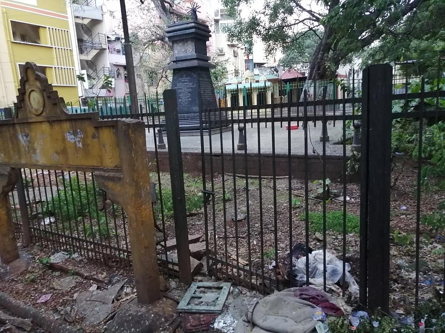 The memorial inside Banappa Park. DH PHOTO/SANDESH M S