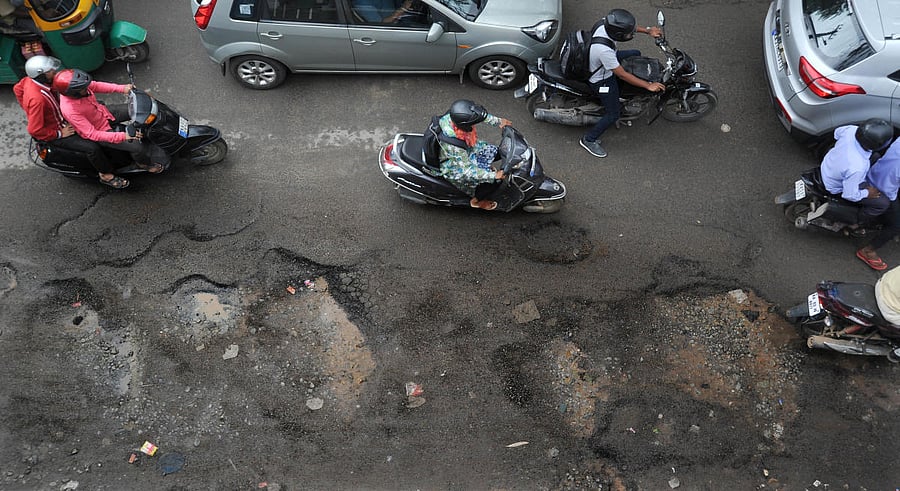<div class="paragraphs"><p>Pothole stretch on the busy Kodichikkanahalli Road, Bilekahalli in Bengaluru. </p></div>