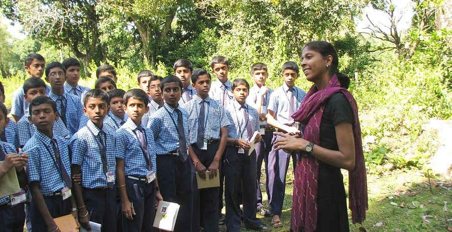 Abhisheka Krishnagopal, artist-cum-wildlife educator, has adopted sustainable methods to teach children about the different species in nature. DH photo