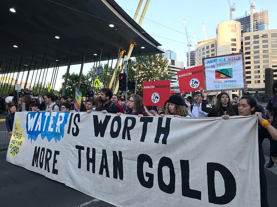 The Extinction Rebellion protests also have drawn thousands into the streets. (Twitter/@leerhiannon)