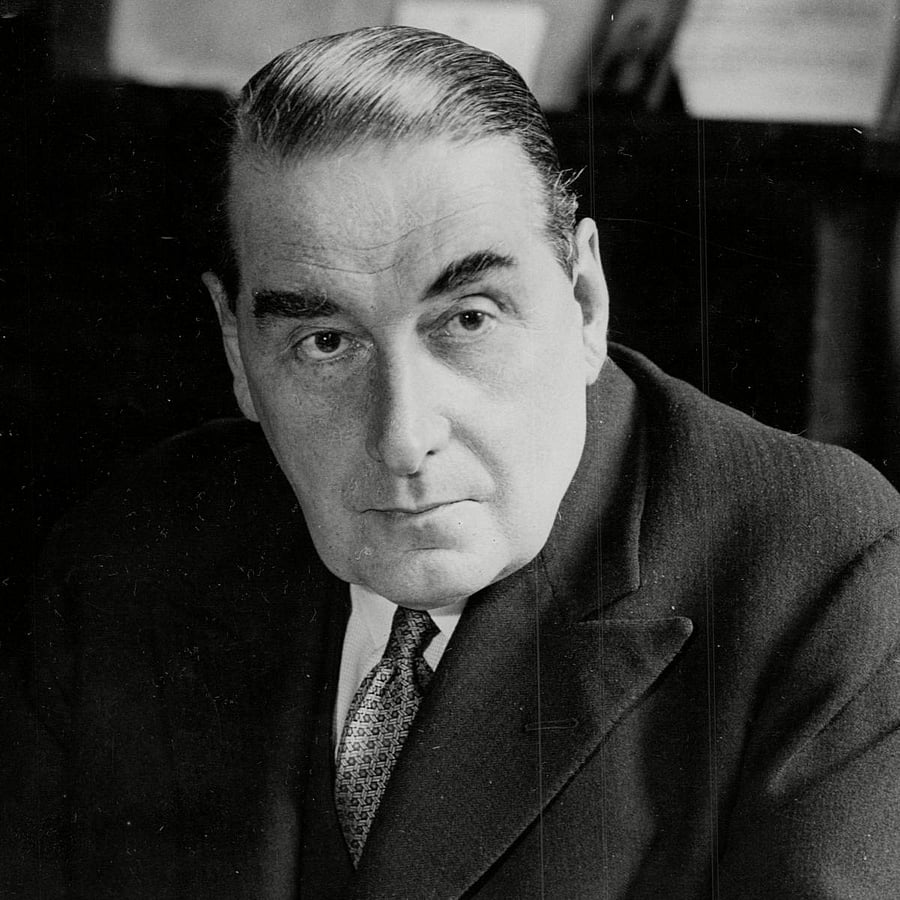 Sir Maurice Gwyer