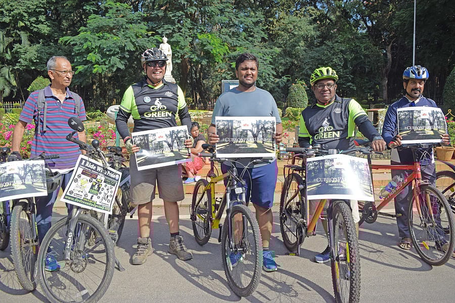 Cyclists joining in on the protest held by the Cubbon Park Walkers Association to save it from being destroyed by a concrete building that has been sanctioned by the Bangalore High Court. (DH Photo: Sneha Sengupta)